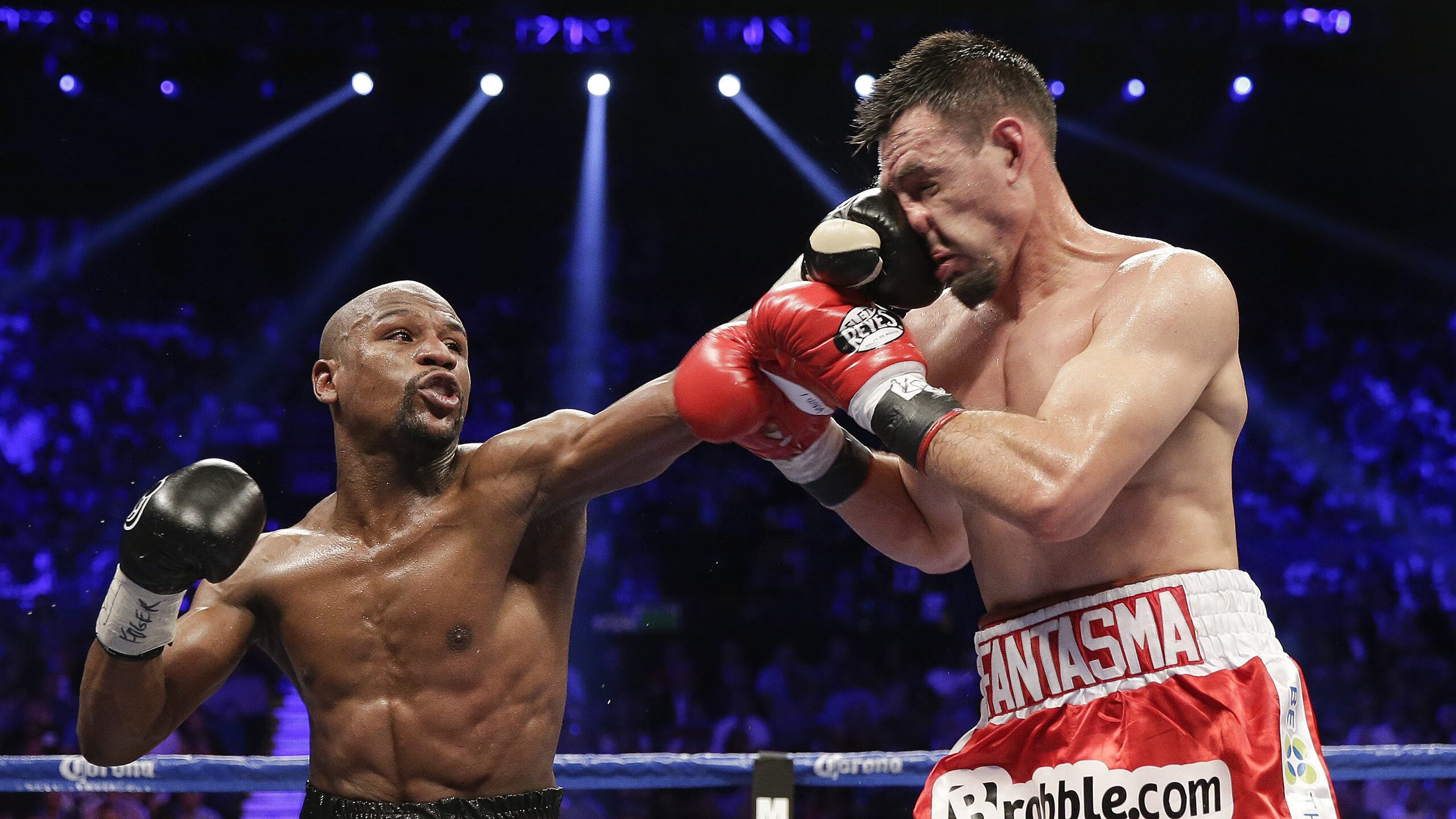 现场气氛火爆：顶级选手油然而生